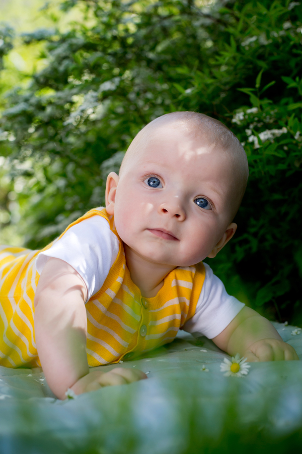 Udendørs babyfotografi